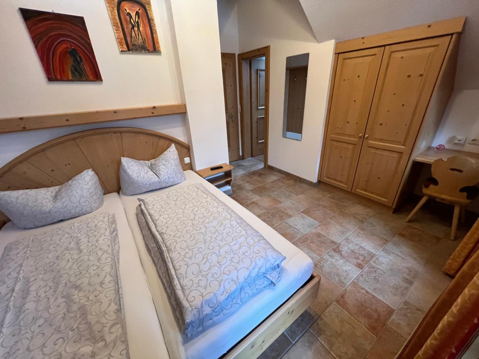 Gafluna Apartment *